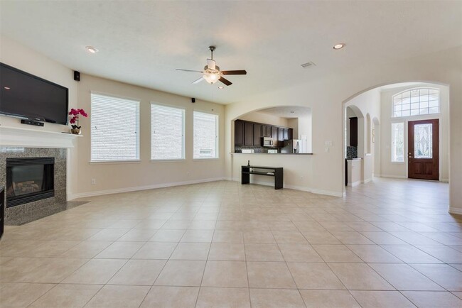 Building Photo - 24918 Azalea Ranch Dr