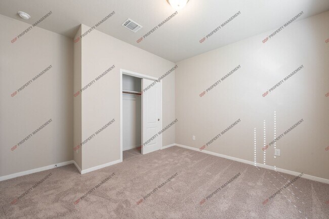 Building Photo - Belton ISD-4 Bed-2 Bath-Pet Friendly-Refri...