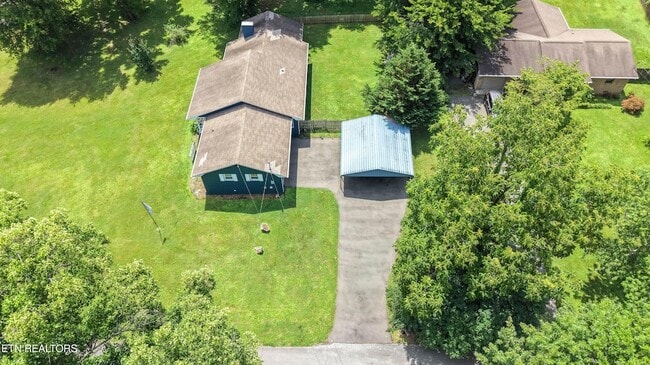 Building Photo - 201 Farlow Dr
