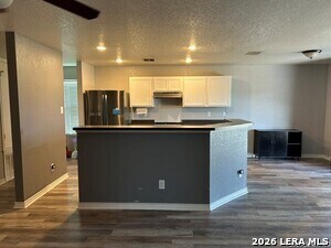 Building Photo - 1418 Cap Ridge Peak