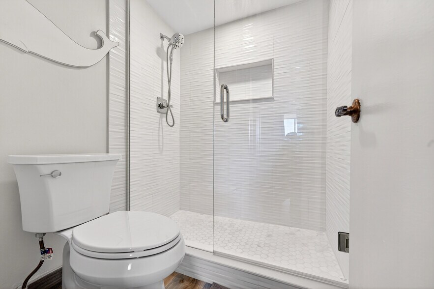 Building Photo - 6218 Palma del Mar Blvd S