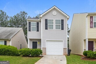Building Photo - 411 Erin Ct