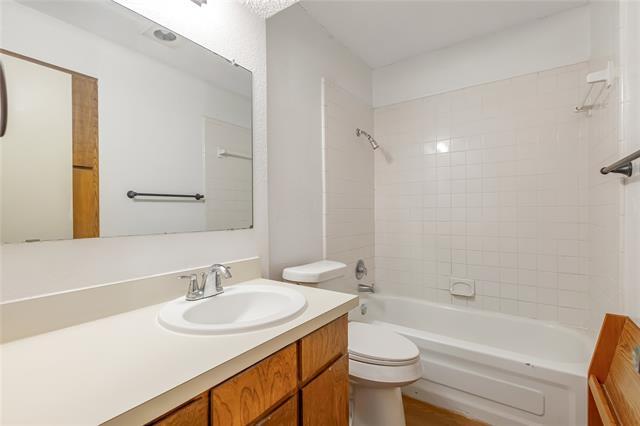 Building Photo - 420 Claire Ct