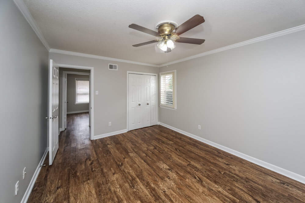 Building Photo - 1585 Pepperwood St