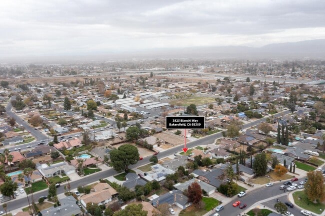 Building Photo - 3825 Bianchi Way