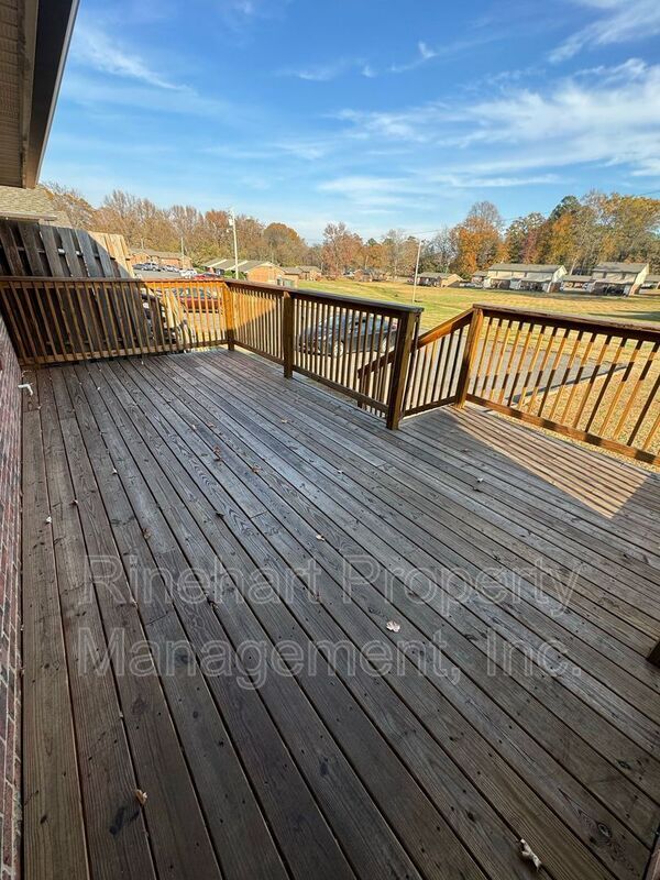 Building Photo - 470 Kimbrell St