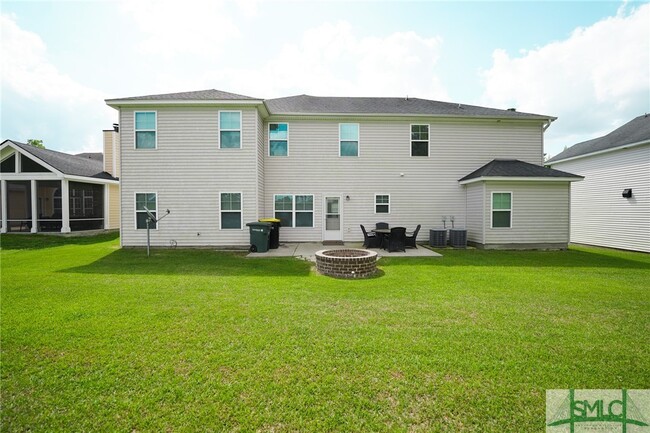 Building Photo - 6240 Chief Of Love Rd