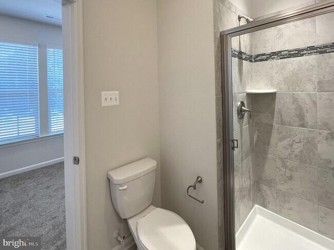 Building Photo - 7801 Rosella Ln