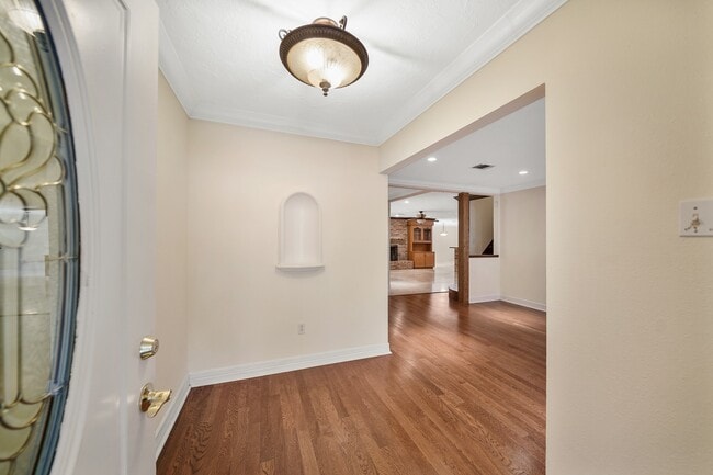 Building Photo - 4419 Grass Valley St