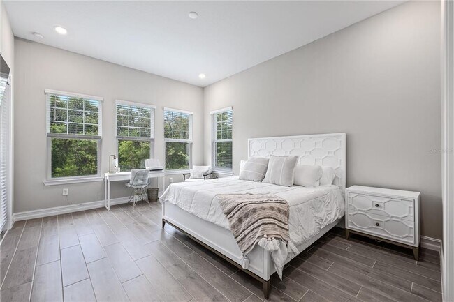 Building Photo - 2632 Yellow Sundial Lp