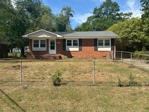 Building Photo - 1070 Rulnick St