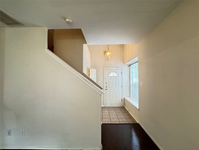 Building Photo - 16527 Beckland Ln