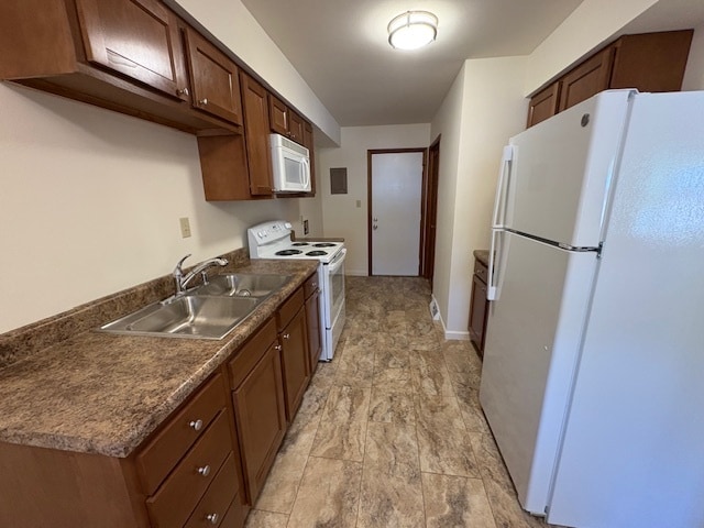 Kitchen - 207 S Pfeffer Rd