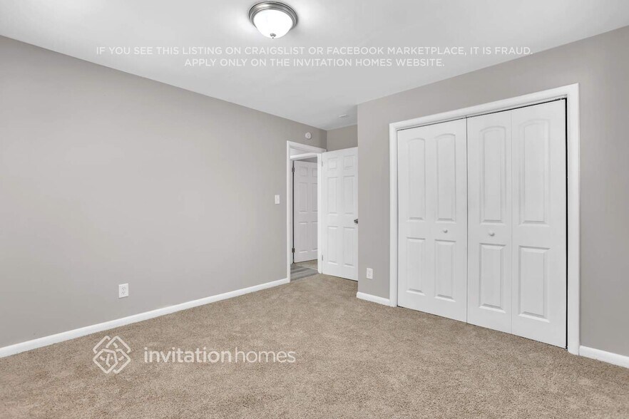 Building Photo - 3478 Lenardo Dr SW