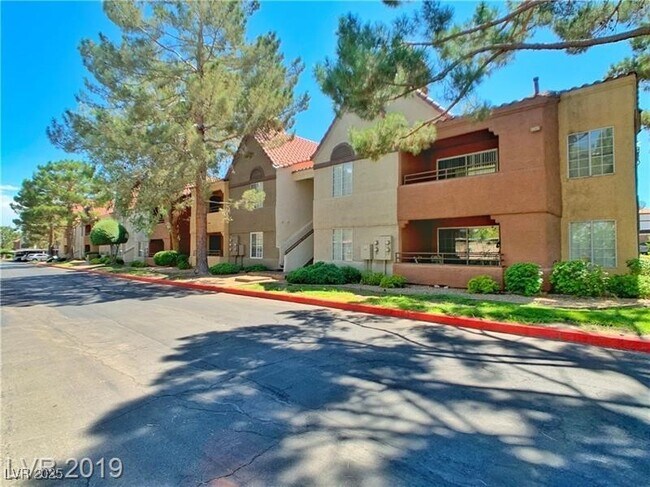 Primary Photo - 2200 S Fort Apache Rd