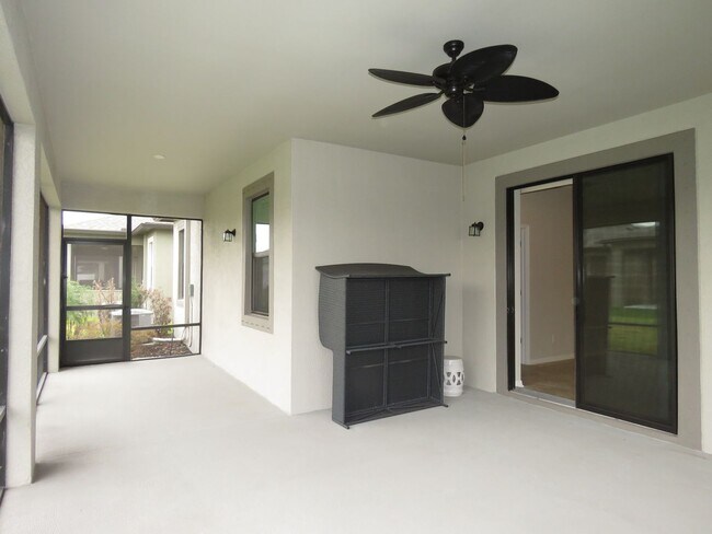 Building Photo - Beautiful Newer 3/2/2 home for Rent