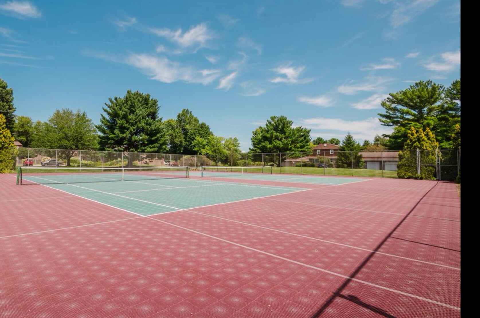 Tennis courts - 2511 Dover Ln