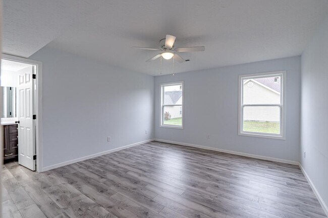 Building Photo - 128 Alumni Dr