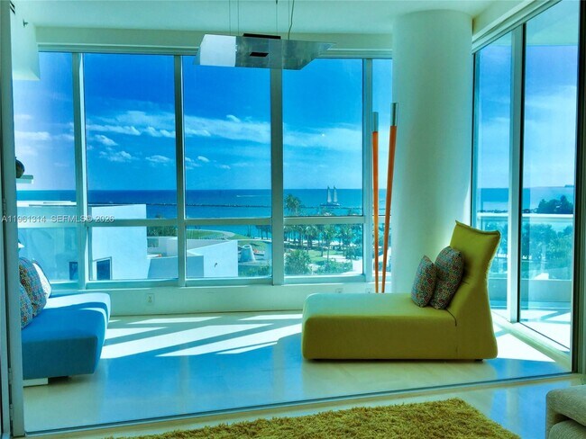 Building Photo - 100 South Pointe Dr