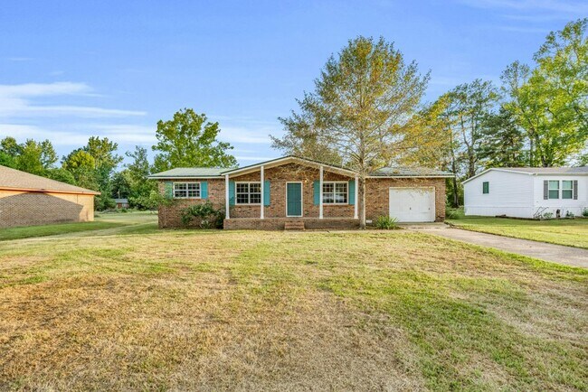 Building Photo - 1058 S Perkins Rd
