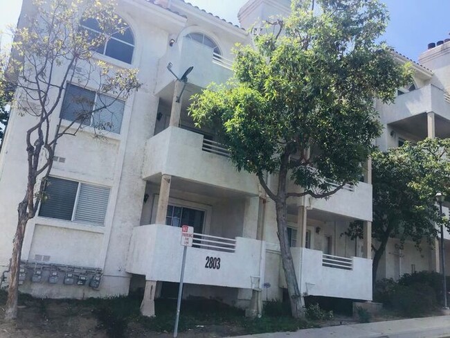 Building Photo - Top of Vista Camarillo