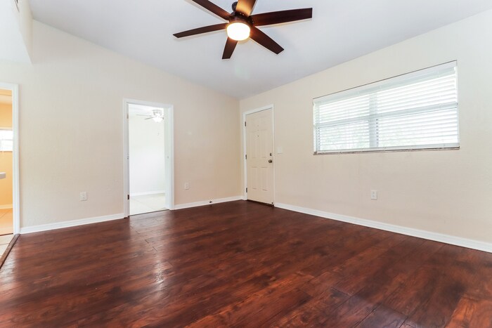 Building Photo - 6707 Sierra Terrace