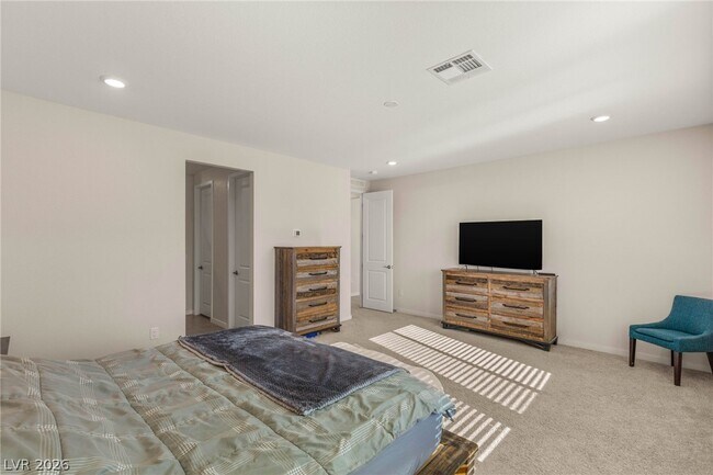 Building Photo - 3017 Bounding Home Rd