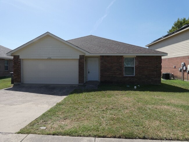 Primary Photo - 6920 Meadow Way Ln
