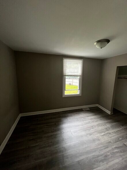 Bedroom 2 - 357 College Ave