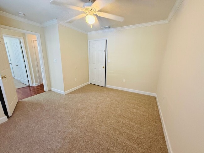 Building Photo - 18557 Bridle Club Dr