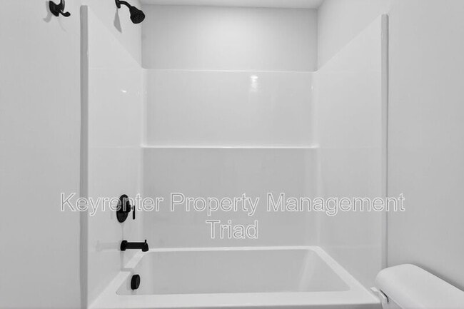 Building Photo - 4655 Canter Park Ln