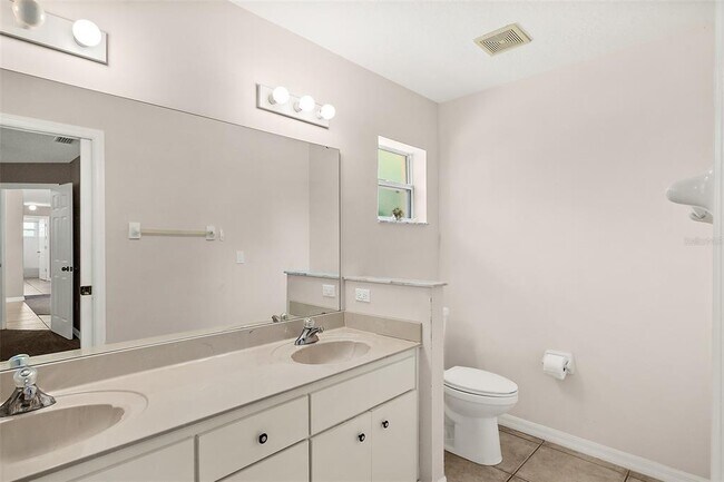 Building Photo - 67 Flemingwood Ln
