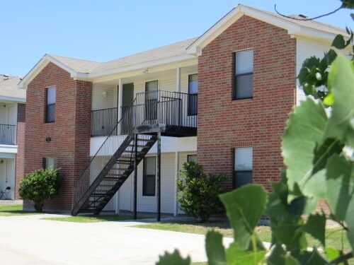 Primary Photo - Walt Morgan 4-Plexes
