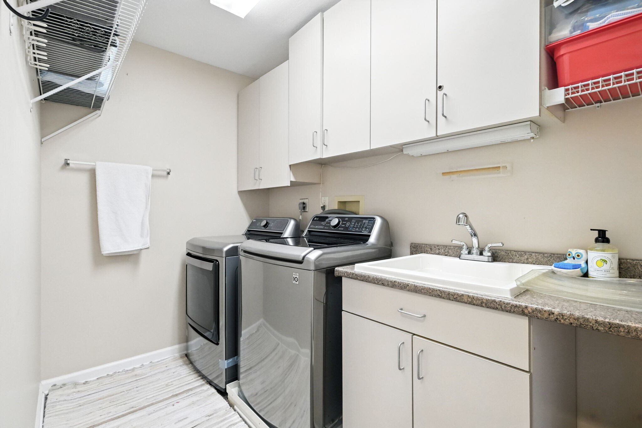Building Photo - 118 Trolley Ct