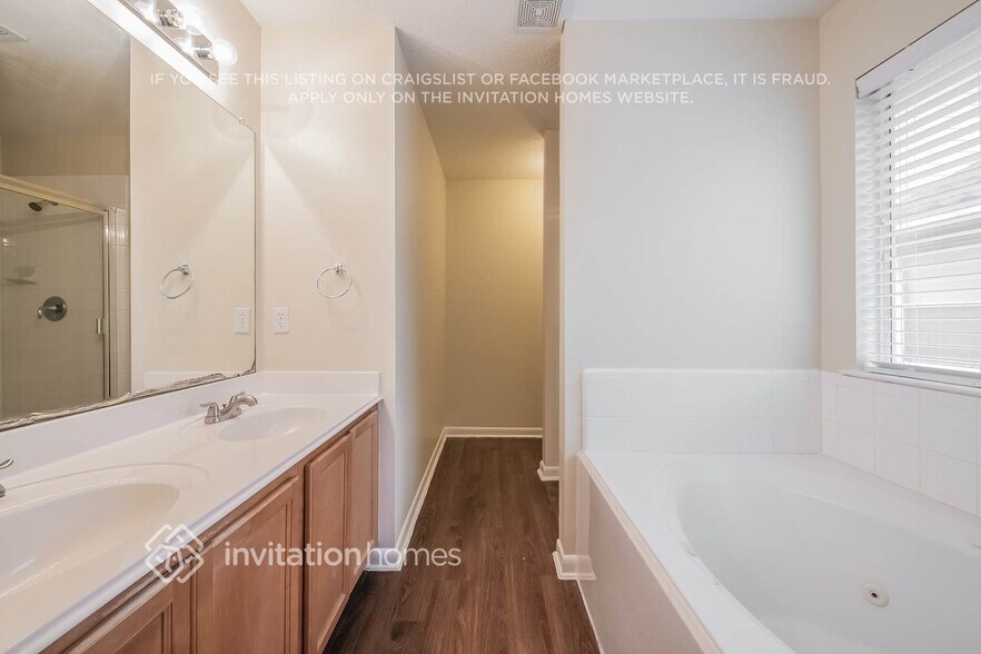 Building Photo - 15310 Forest Creek Farms Dr