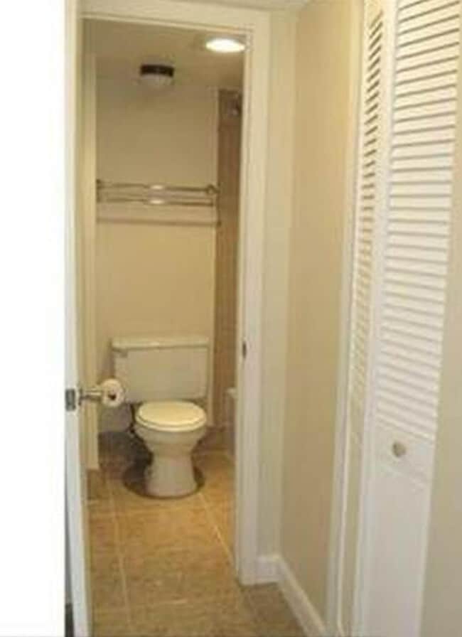 Building Photo - 1228 S Military Trail
