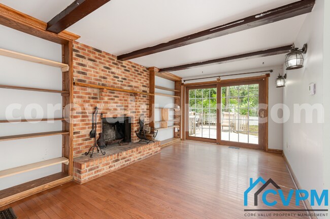 Building Photo - 723 Snowdon Ln