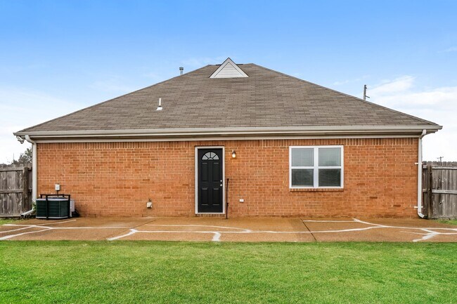 Building Photo - 4028 Long Creek Rd