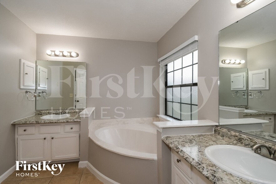 Building Photo - 12359 Fireberry Ct