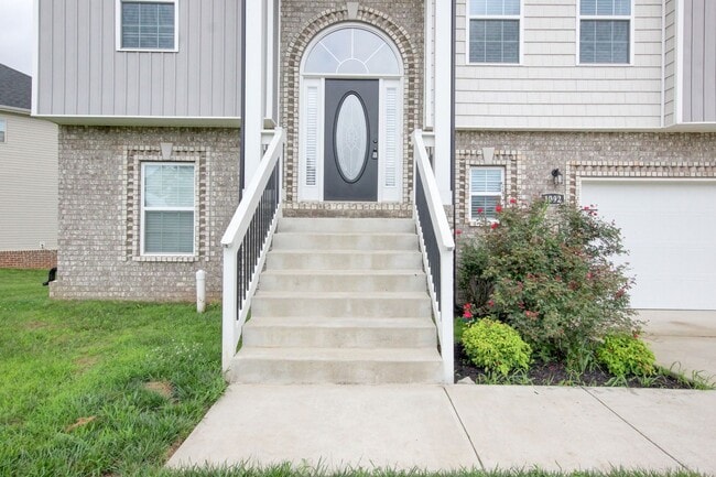 Building Photo - 1092 Barnhill Rd