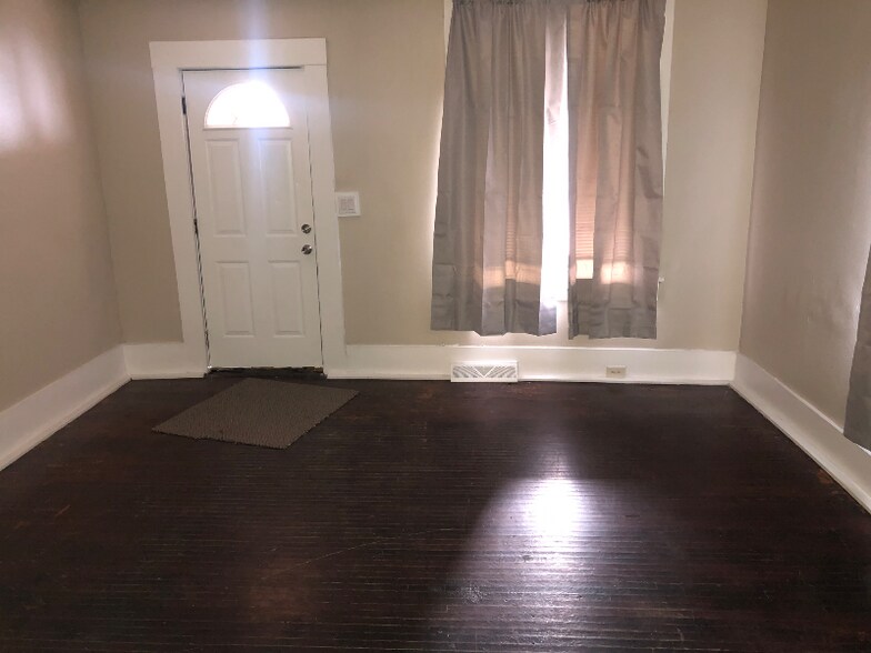 Building Photo - 675 Jefferson St