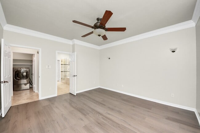 Building Photo - 4418 Ringrose Dr