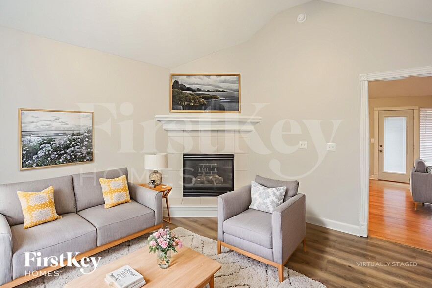 Building Photo - 1034 Bunting Ln