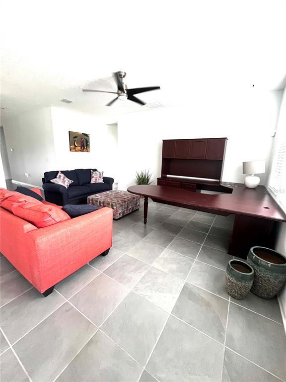 Building Photo - 832 Daring Dr