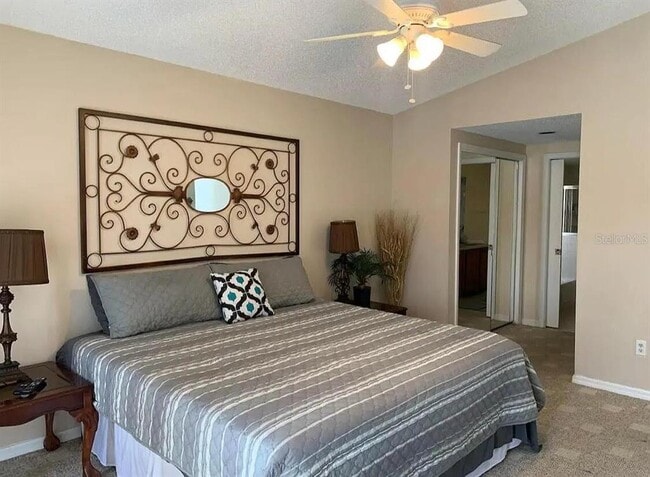 Building Photo - 2916 Dickens Cir