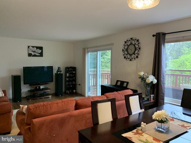 Building Photo - 3460 Orange Grove Ct