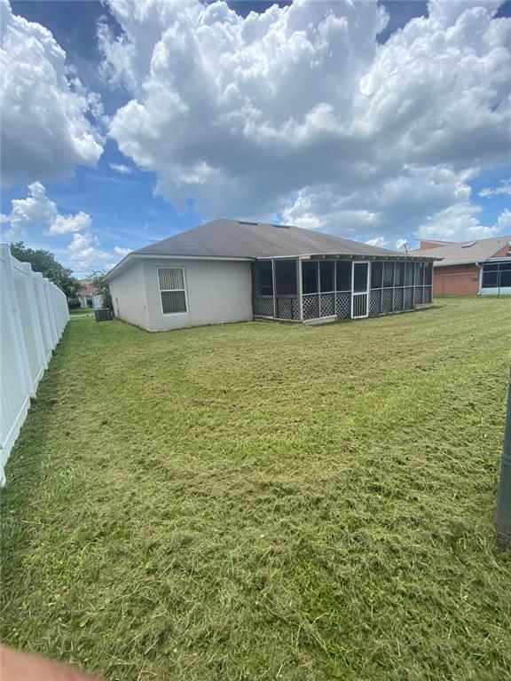 Building Photo - 207 Cranbrook Dr