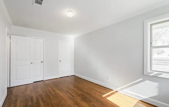 Building Photo - 10906 Chimney Rock Rd