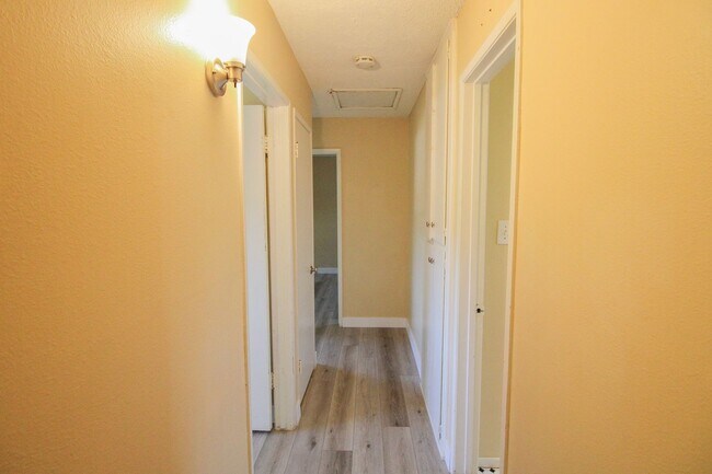 Building Photo - 1778 Vicente Dr