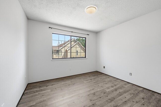 Building Photo - 4763 White Rock Cir